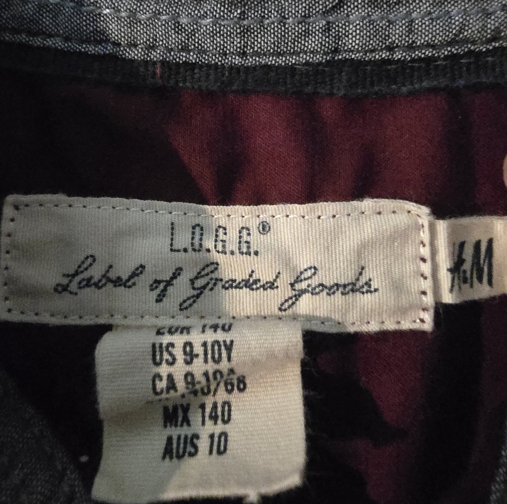H&M L.O.G.G. Maroon and Charcoal Top